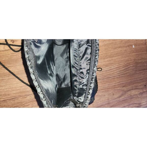 Wool Crossbody/ Backpack   - Picture 7 of 7